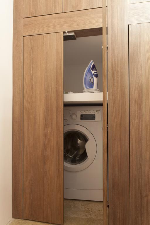 Green Door Apartment 시비우 객실 사진