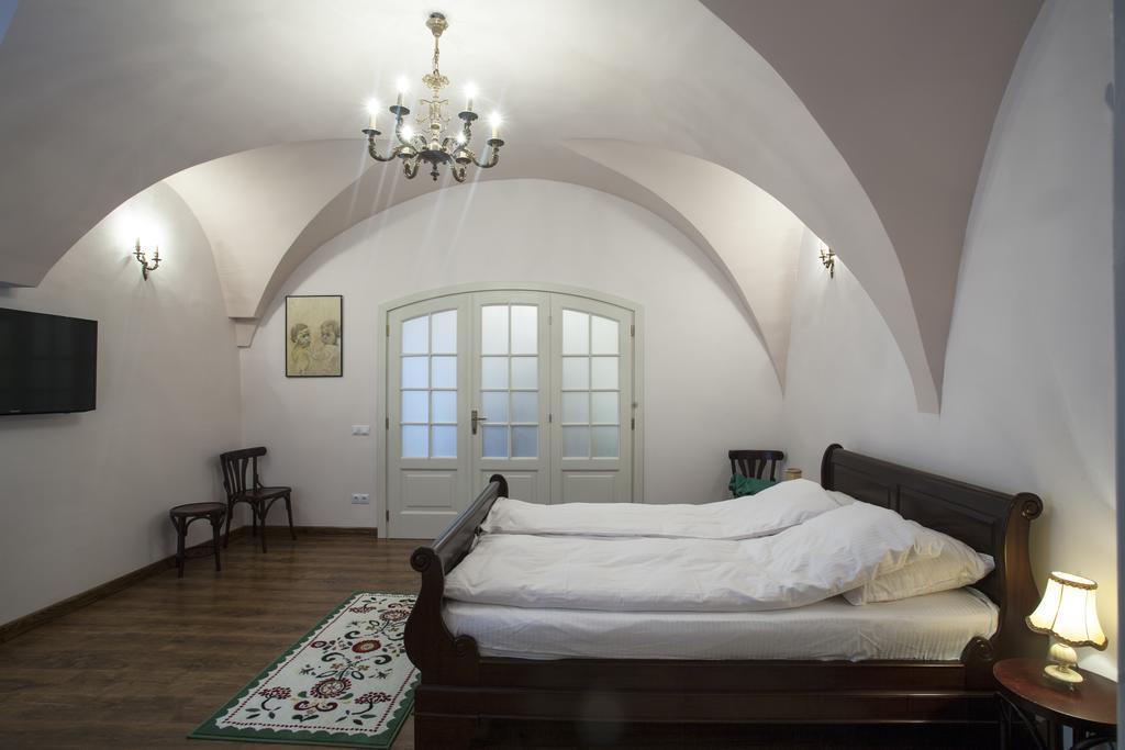 Green Door Apartment 시비우 객실 사진