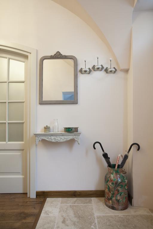 Green Door Apartment 시비우 객실 사진